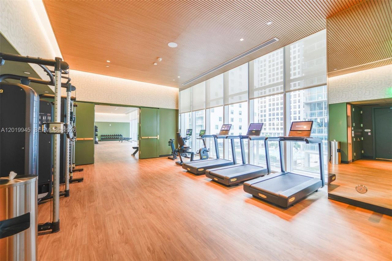 77 5th St , Unit 2604, Miami, FL 33131 Photo
