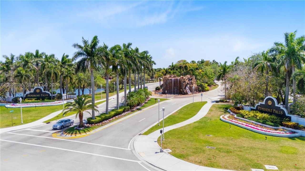 1804 NW 145th Ter, Pembroke Pines, FL 33028 Photo