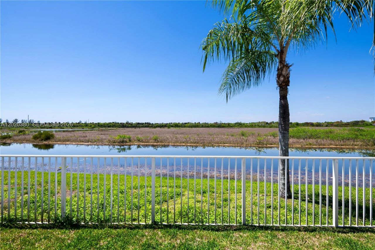 1804 NW 145th Ter, Pembroke Pines, FL 33028 Photo