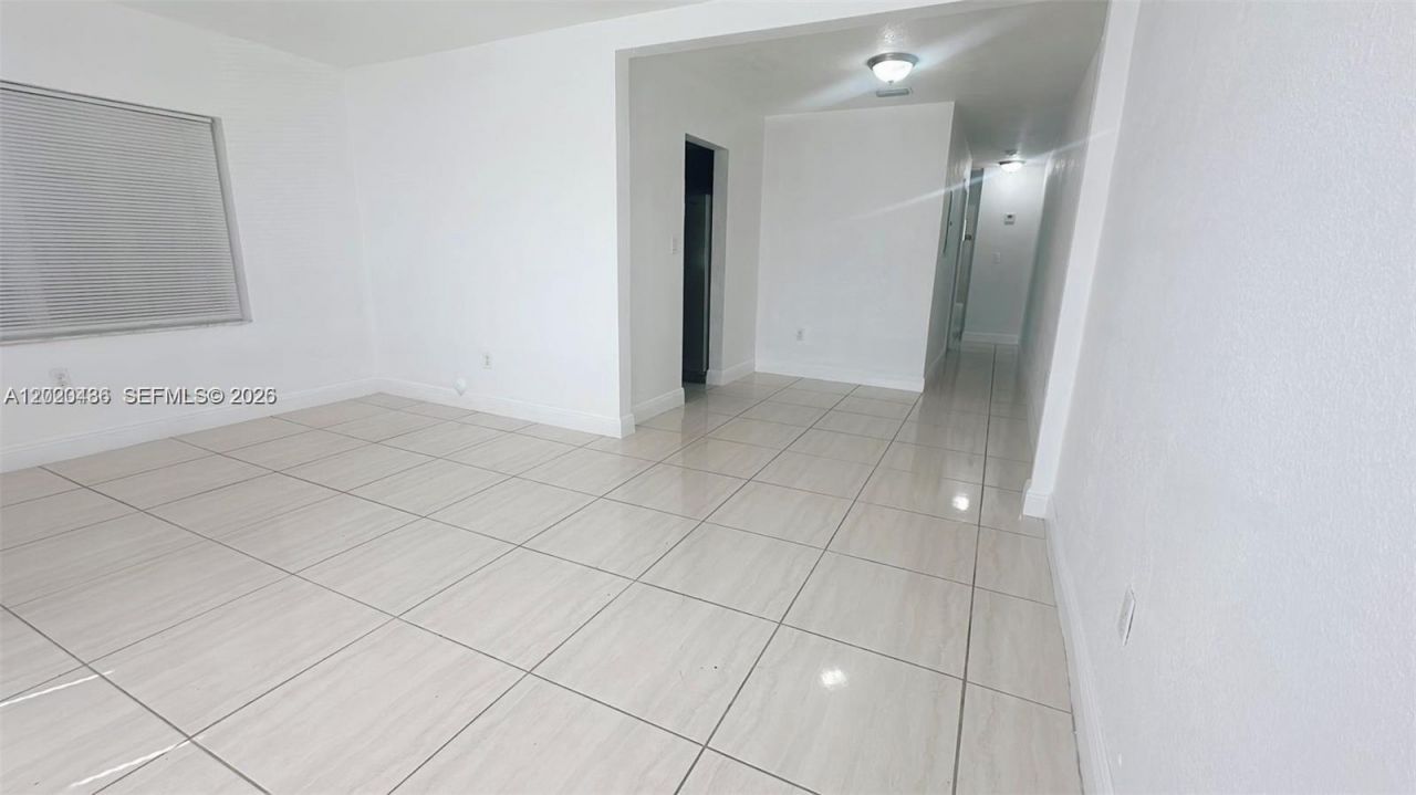 2125 NW 66th St , Unit 2, Miami, FL 33147 Photo
