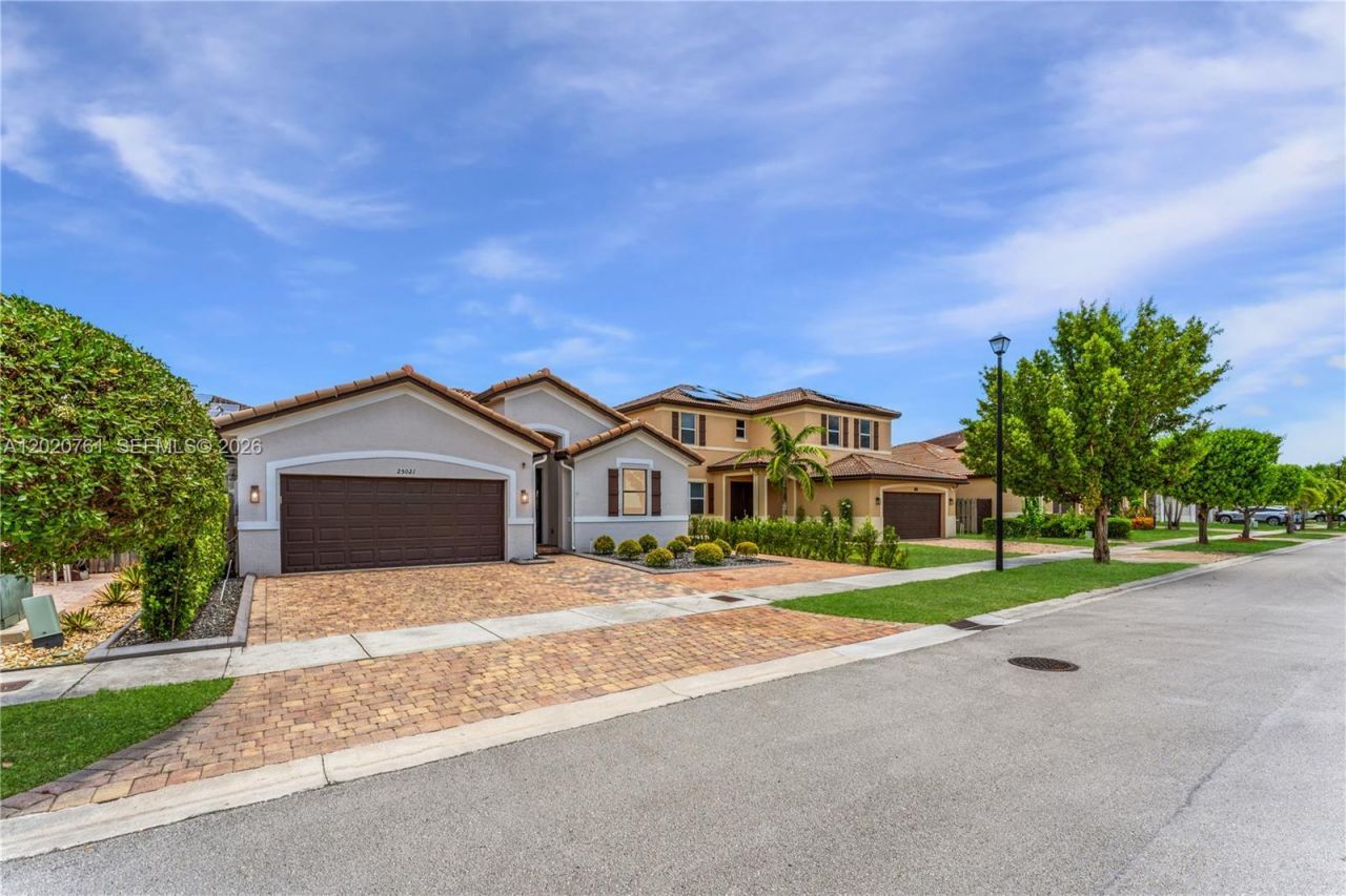 25021 SW 118 Court, Homestead, FL 33032 Photo