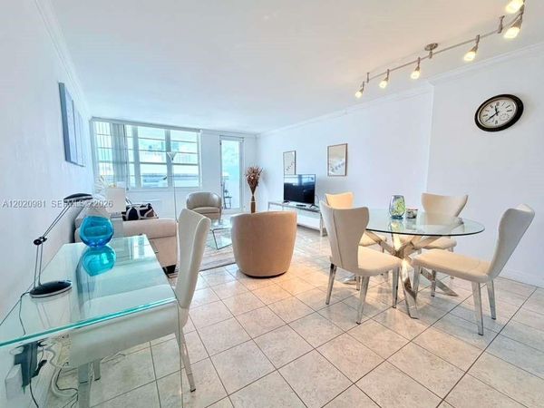 100 Lincoln Rd , Unit 1423, Miami Beach, FL 33139