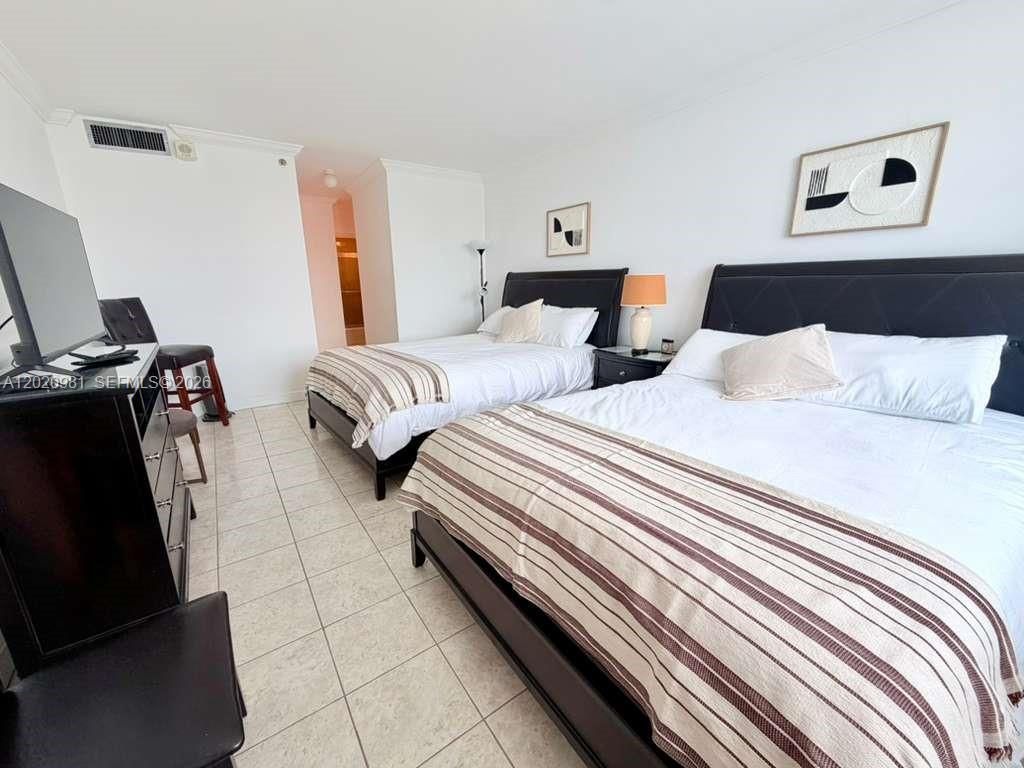 100 Lincoln Rd , Unit 1423, Miami Beach, FL 33139 Photo