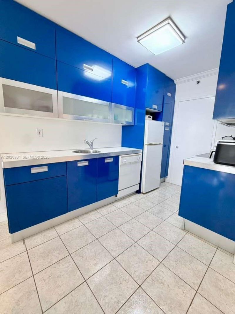 100 Lincoln Rd , Unit 1423, Miami Beach, FL 33139 Photo