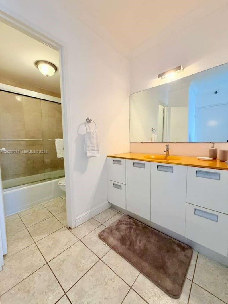 100 Lincoln Rd , Unit 1423, Miami Beach, FL 33139 Photo