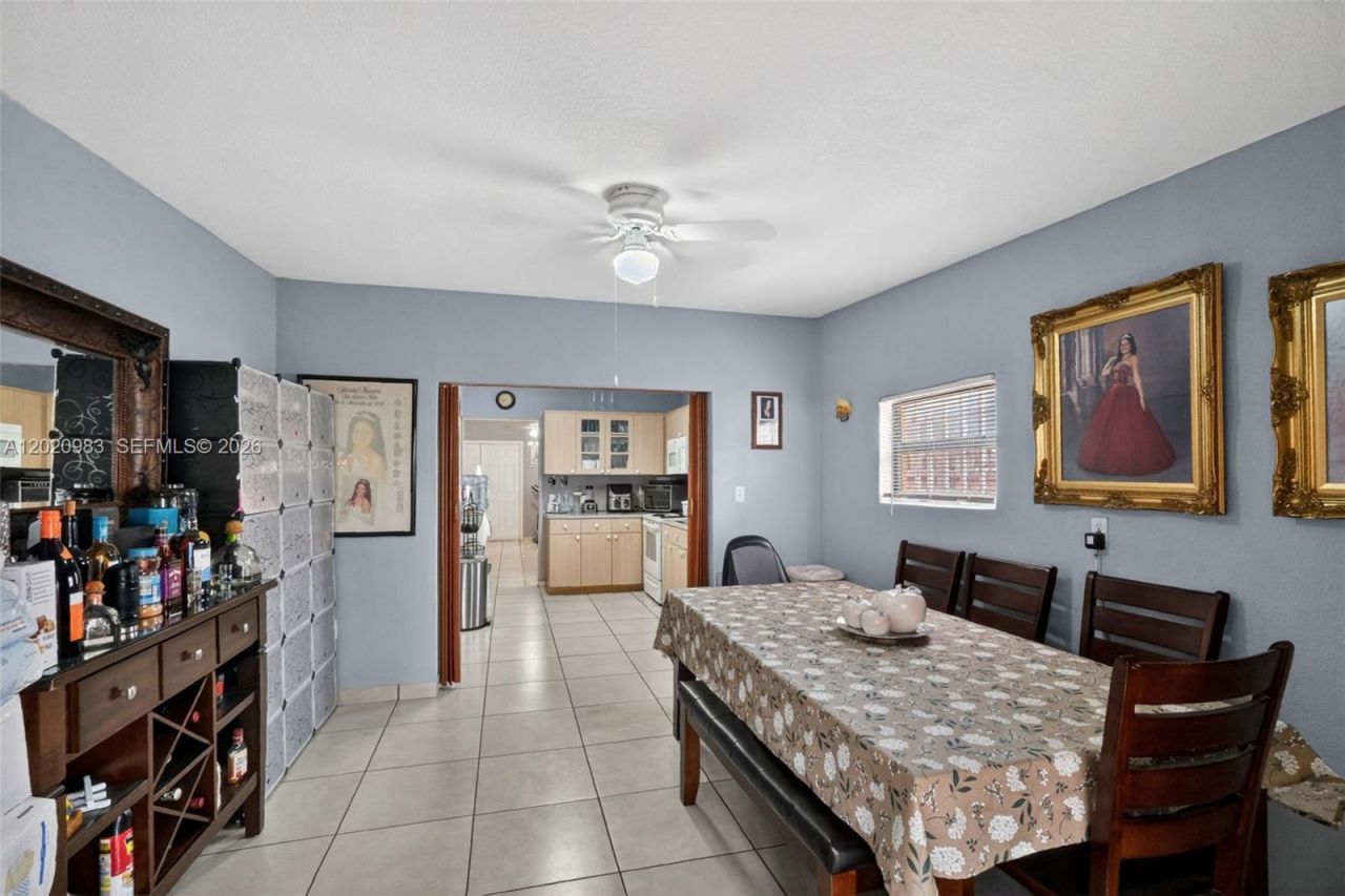 9113 SW 9th Ter , Unit A, Miami, FL 33174 Photo