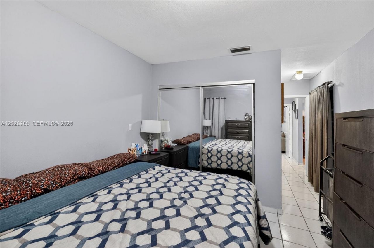 9113 SW 9th Ter , Unit A, Miami, FL 33174 Photo
