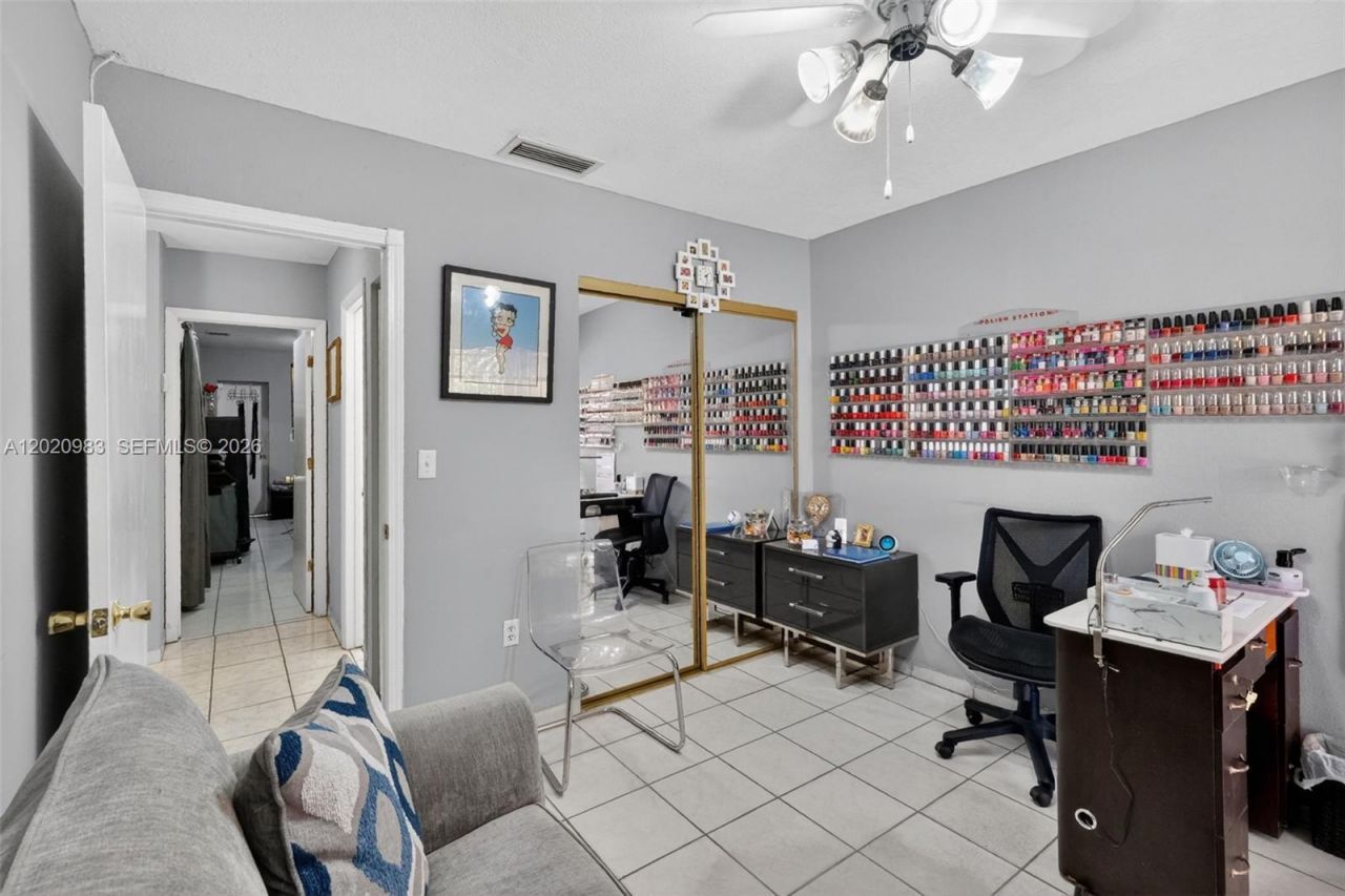 9113 SW 9th Ter , Unit A, Miami, FL 33174 Photo