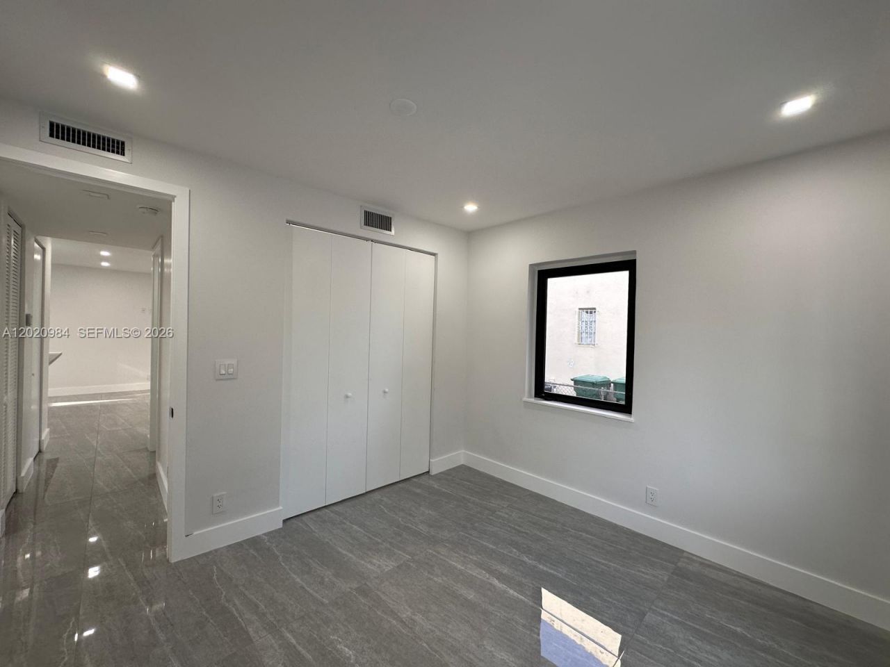 931 NW 1st St, Unit 1, Miami, FL 33128 Photo