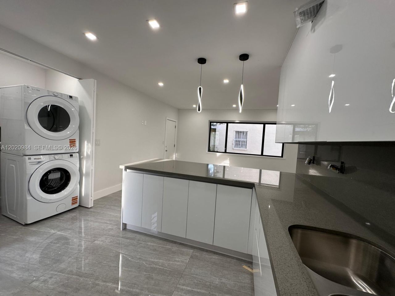 931 NW 1st St, Unit 1, Miami, FL 33128 Photo