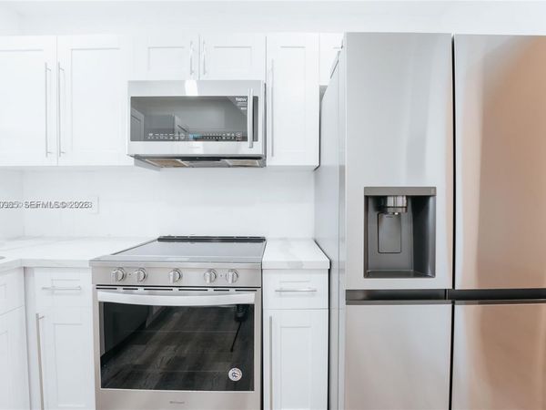 2041 NW 81st Ave , Unit 427, Pembroke Pines, FL 33024