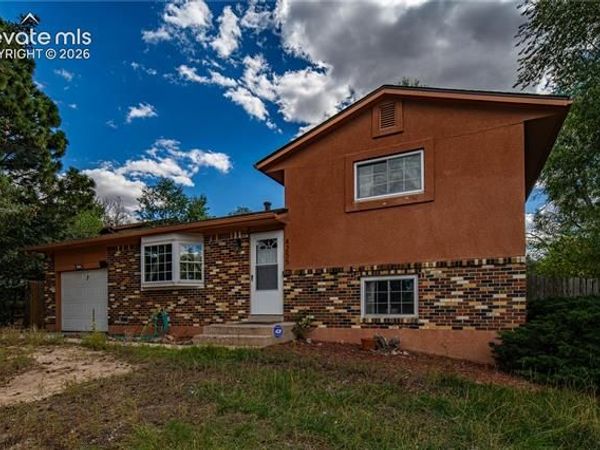 4255 Hedge Lane, Colorado Springs, CO 80917