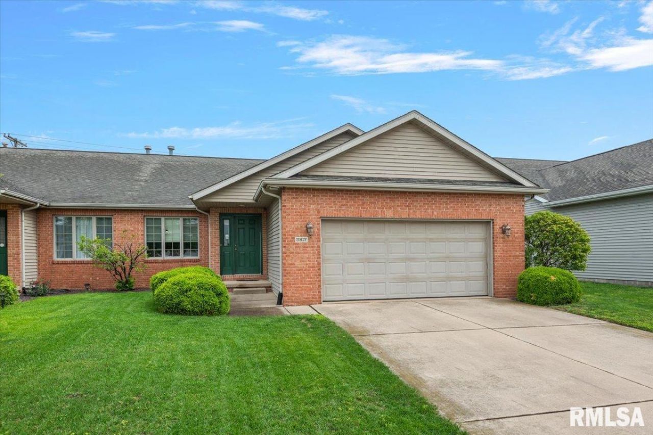 3817 Sugar Loaf Drive, Springfield, IL 62711 Main Photo