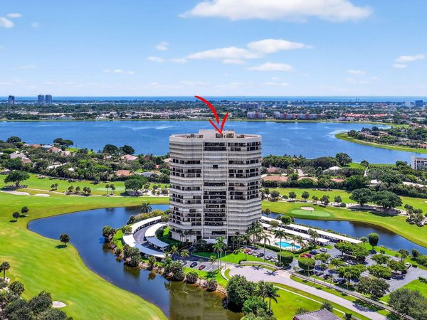 1900 Consulate Place, Unit 1705, West Palm Beach, FL 33401