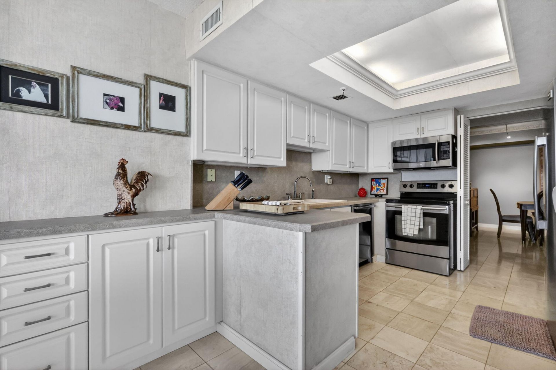 1900 Consulate Place, Unit 1705, West Palm Beach, FL 33401 Photo