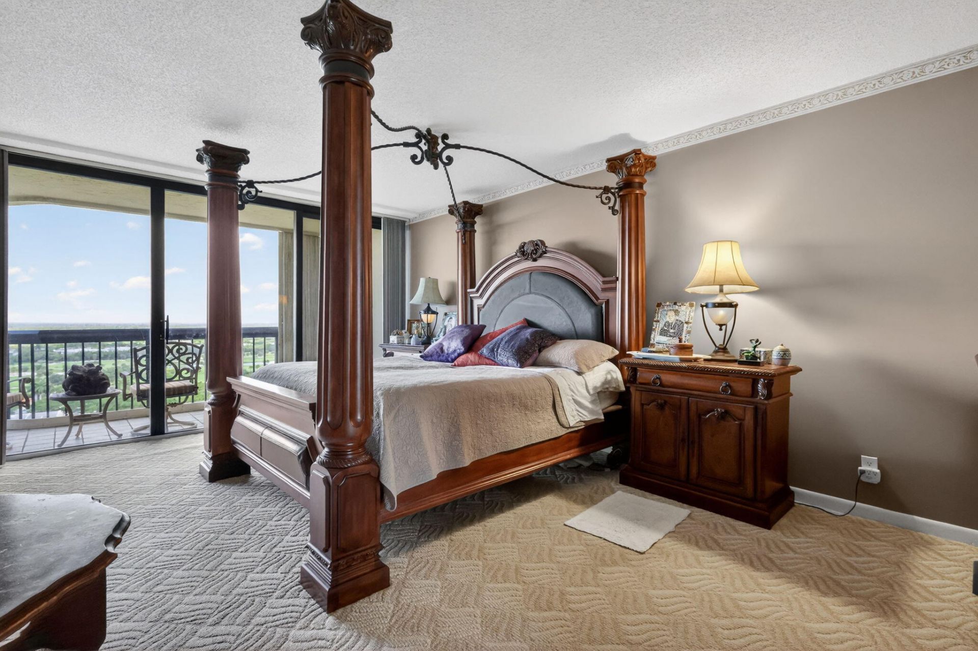 1900 Consulate Place, Unit 1705, West Palm Beach, FL 33401 Photo