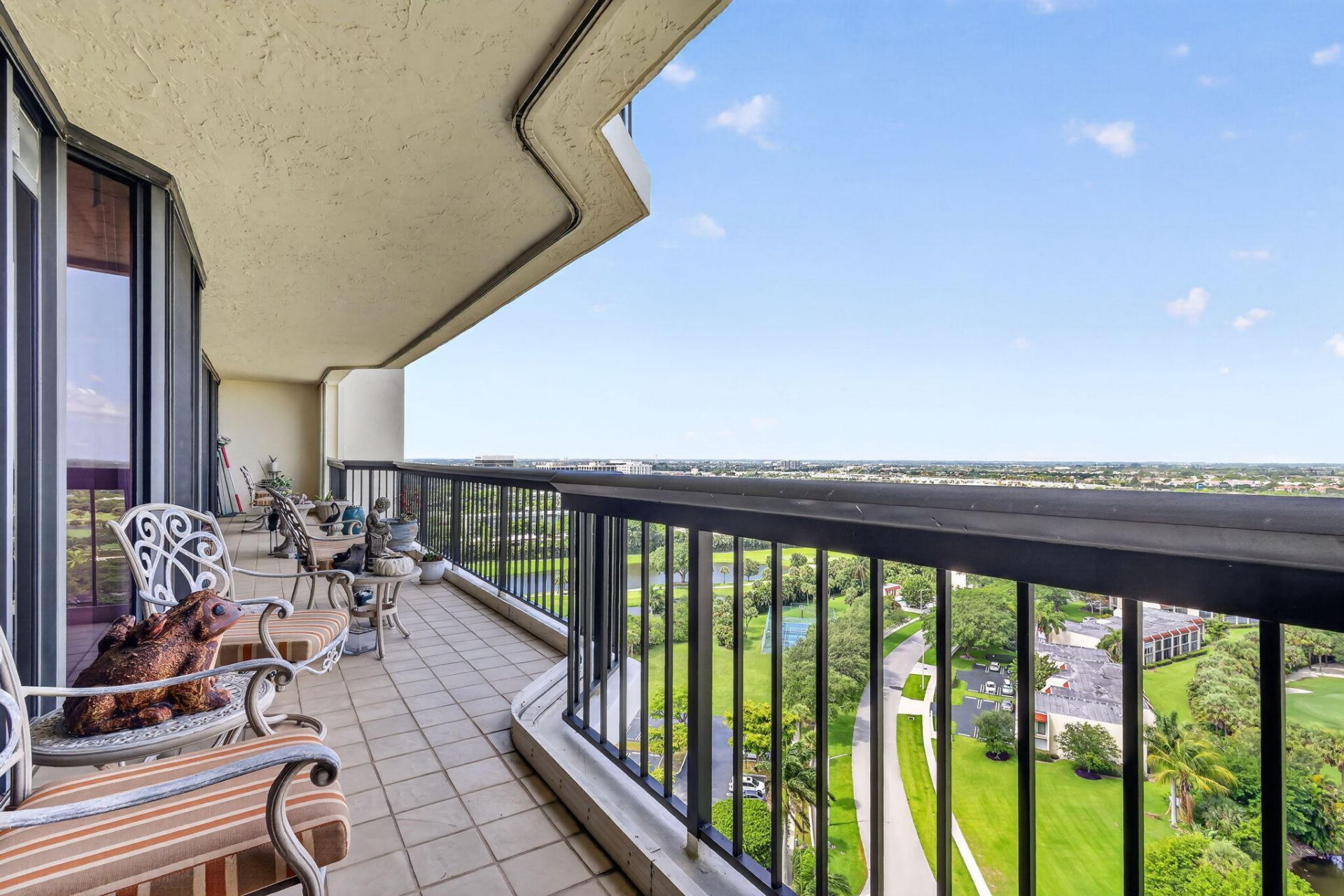1900 Consulate Place, Unit 1705, West Palm Beach, FL 33401 Photo