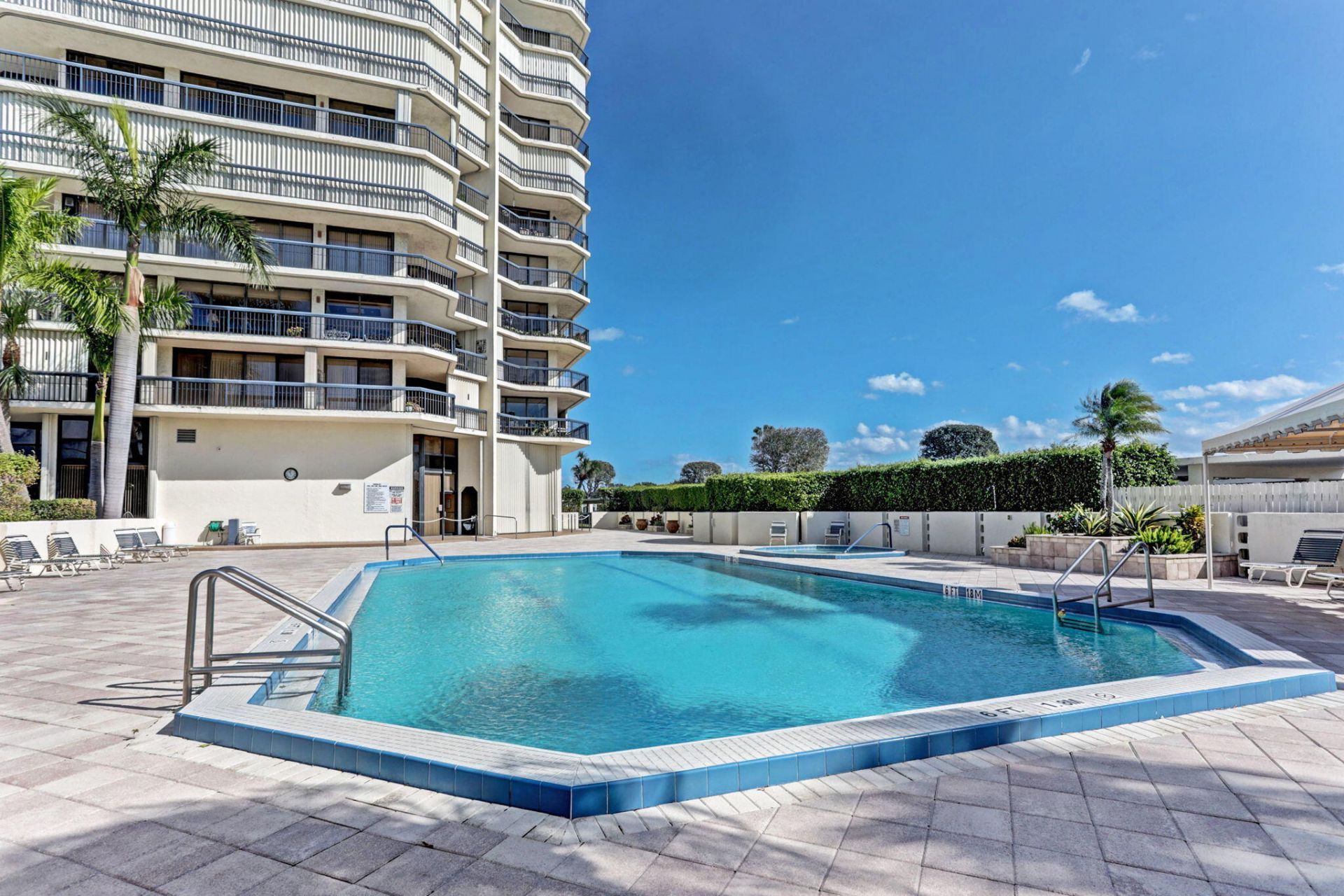 1900 Consulate Place, Unit 1705, West Palm Beach, FL 33401 Photo