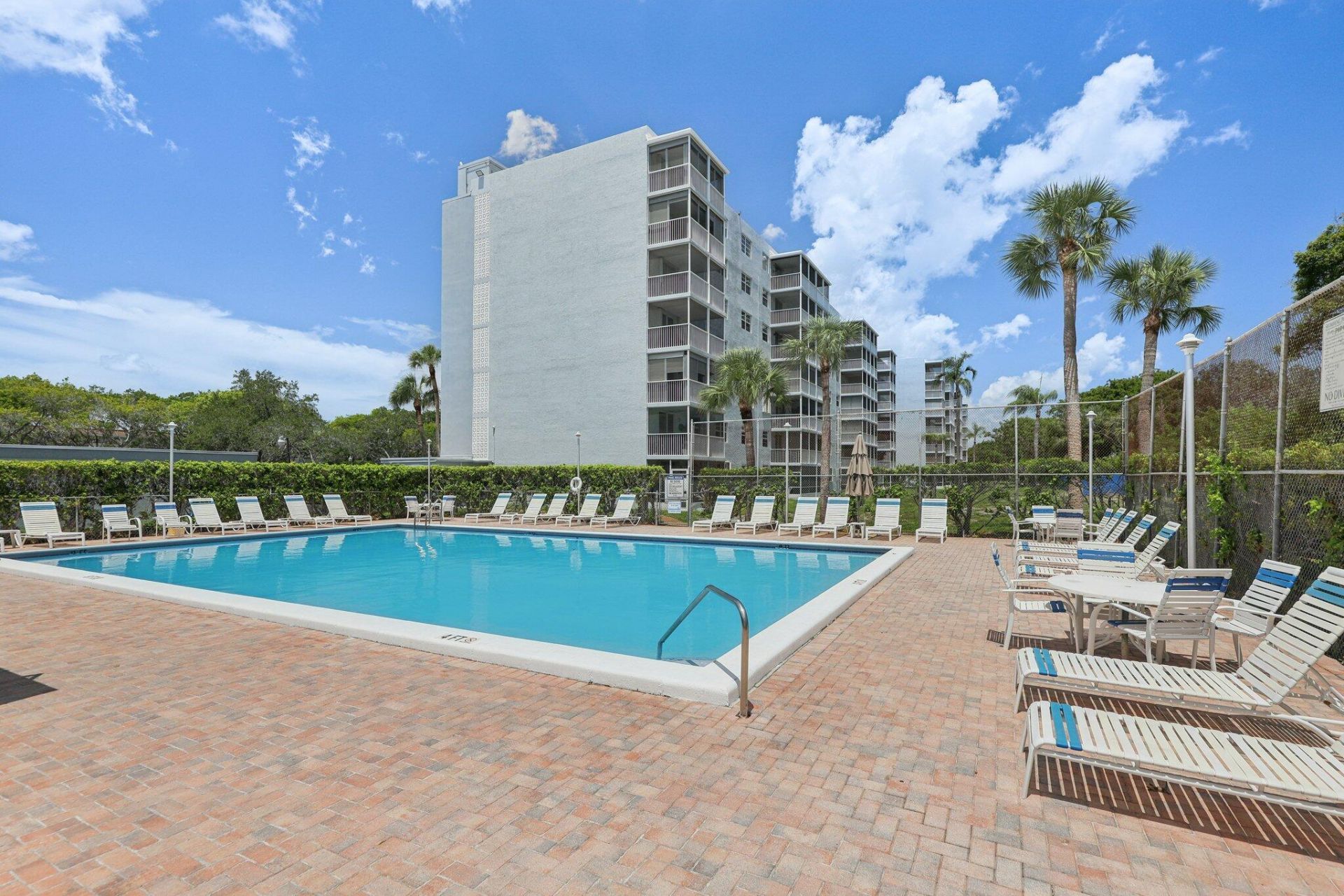 5500 NW 2nd Avenue, Unit 614, Boca Raton, FL 33487 Photo
