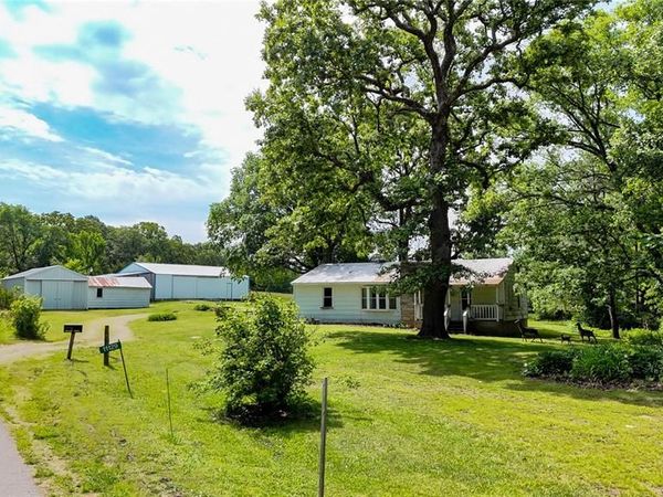 11129 Carp Lake Road , Richwoods, MO 63071