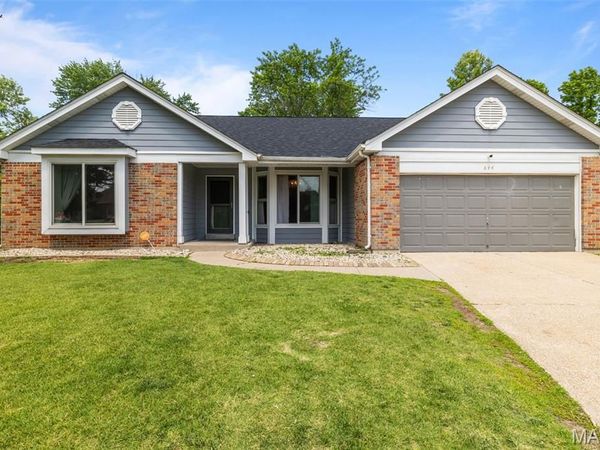644 Bugle Run Drive, Florissant, MO 63034