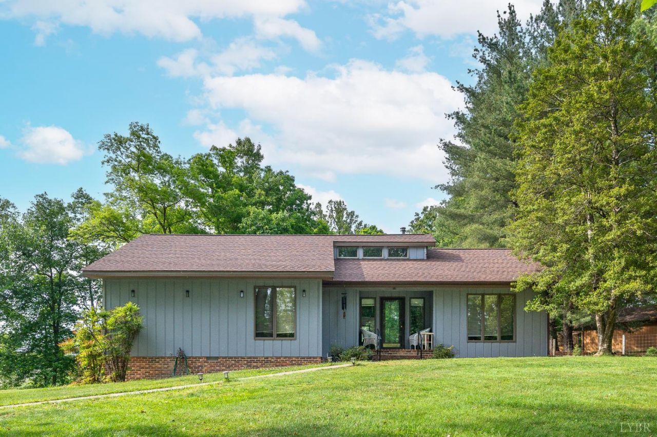 29 Deer Haven Drive, Buena Vista, VA 24416 Main Photo