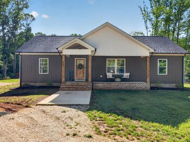 2146 Stonewall Road, Concord, VA 24538