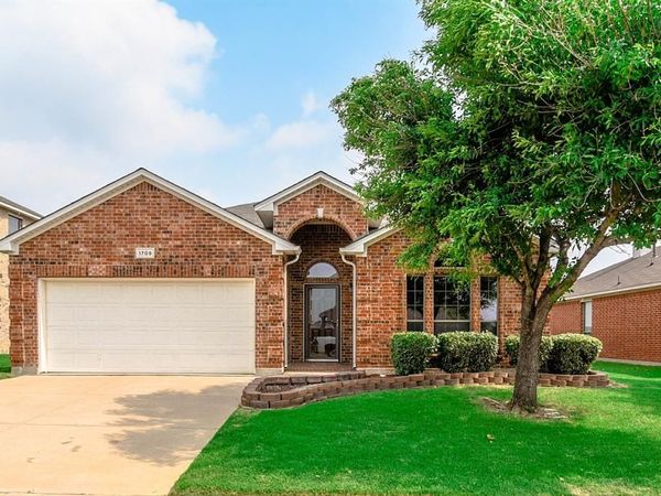 1709 Wild Deer Way , Arlington, TX 76002