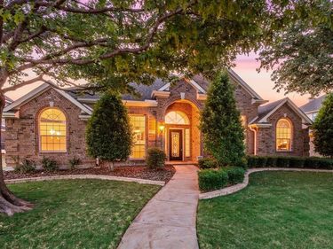 2046 Boone Circle, Frisco, TX 75033