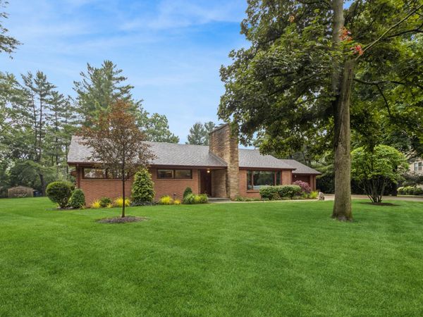 3045 Farner Court, Riverwoods, IL 60015