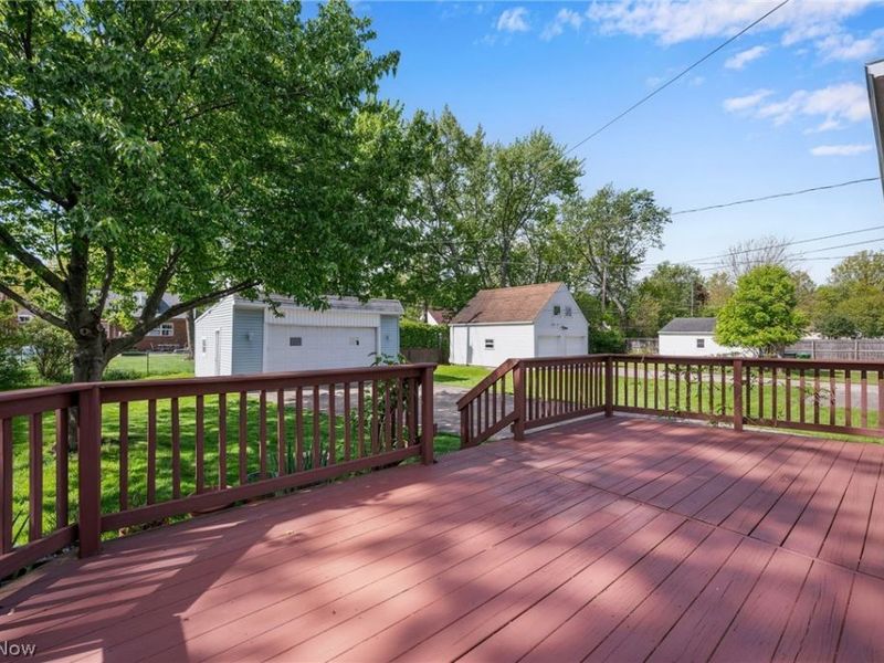 4250 Eastway Road, South Euclid, OH 44121 Photo 2