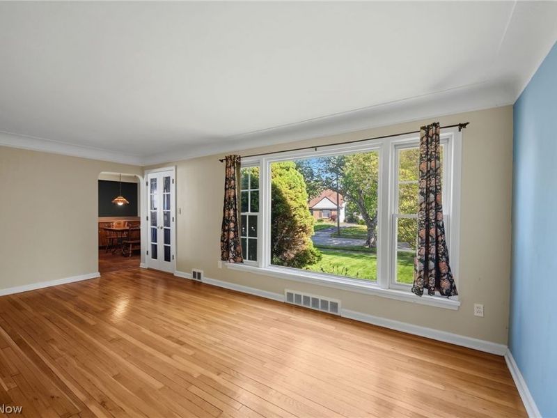 4250 Eastway Road, South Euclid, OH 44121 Photo 5