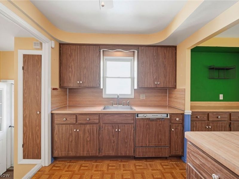 4250 Eastway Road, South Euclid, OH 44121 Photo 8