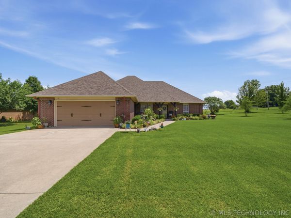 5801 Saddle Lane, Skiatook, OK 74070