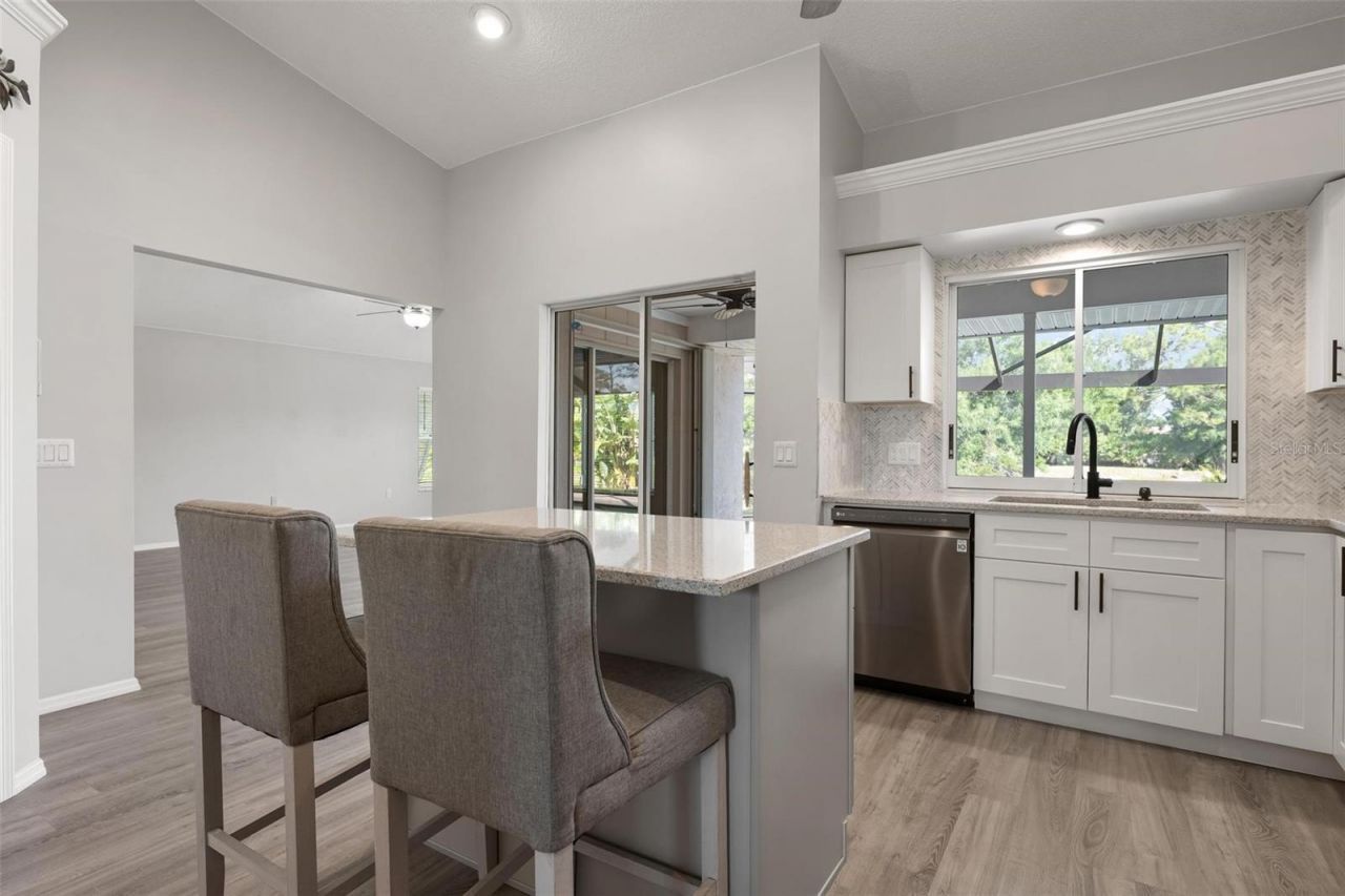 5009 Southern Pine Circle, Venice, FL 34293 Photo