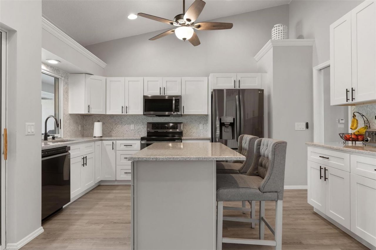 5009 Southern Pine Circle, Venice, FL 34293 Photo