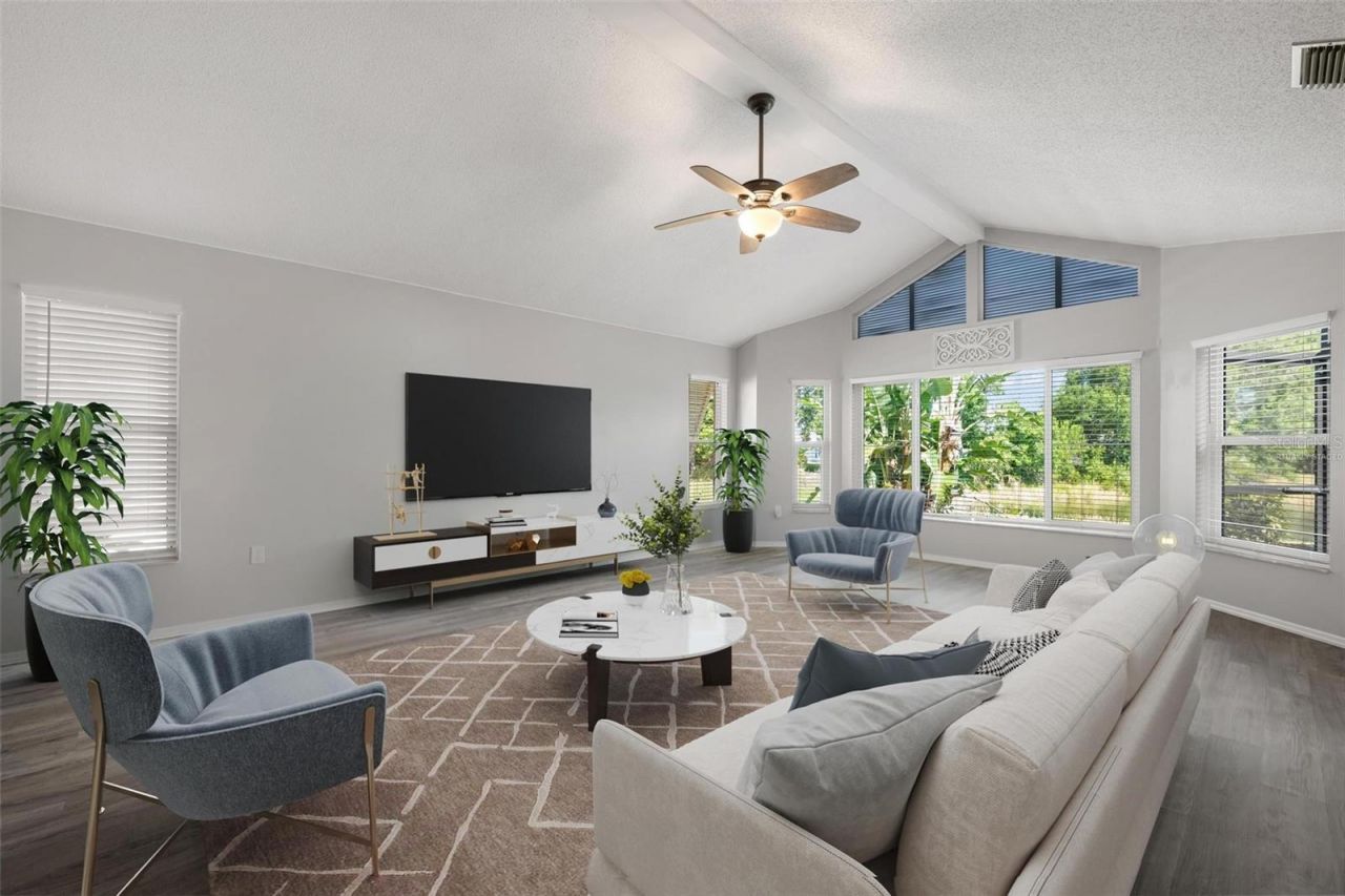 5009 Southern Pine Circle, Venice, FL 34293 Photo