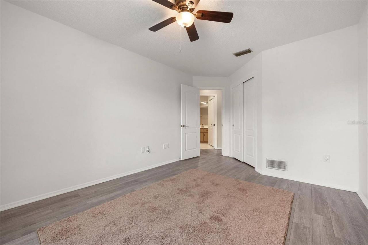 5009 Southern Pine Circle, Venice, FL 34293 Photo