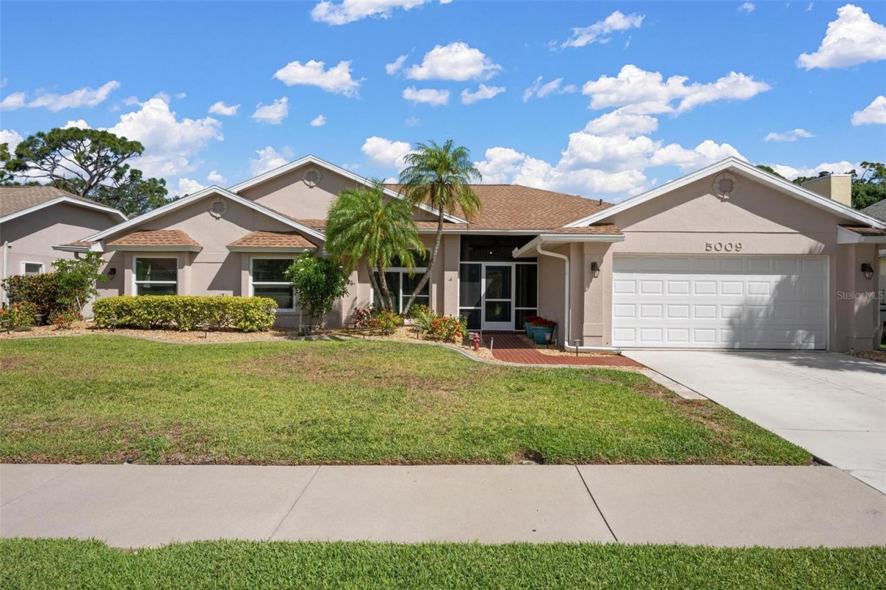 5009 Southern Pine Circle, Venice, FL 34293 Photo