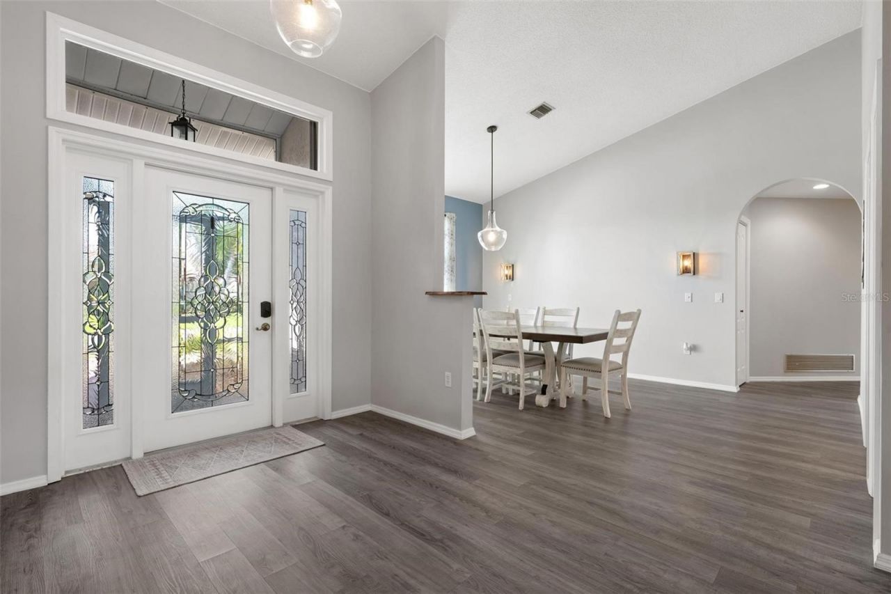 5009 Southern Pine Circle, Venice, FL 34293 Photo