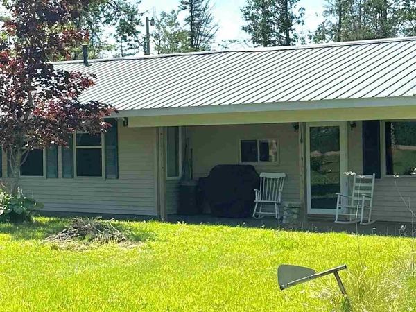 16865 Grace Harbor Road, Millersburg, MI 49759