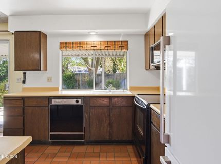 990 Ralph Court, Sparks, NV 89434 Photo