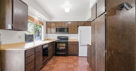 990 Ralph Court, Sparks, NV 89434 Photo