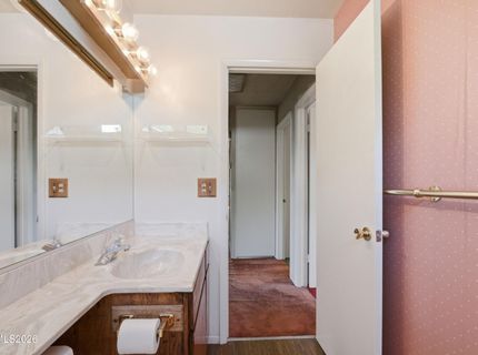 990 Ralph Court, Sparks, NV 89434 Photo