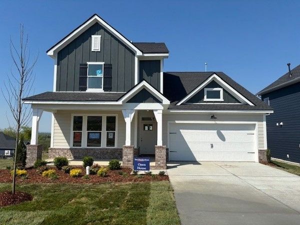 1104 Callaway Drive , Lebanon, TN 37087
