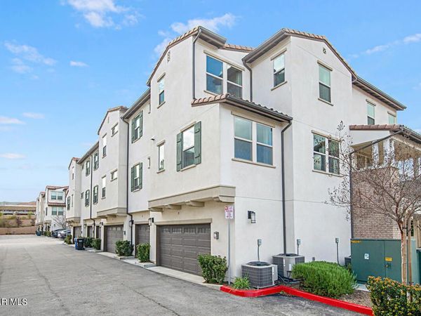 31 Jensen Court, Thousand Oaks, CA 91360