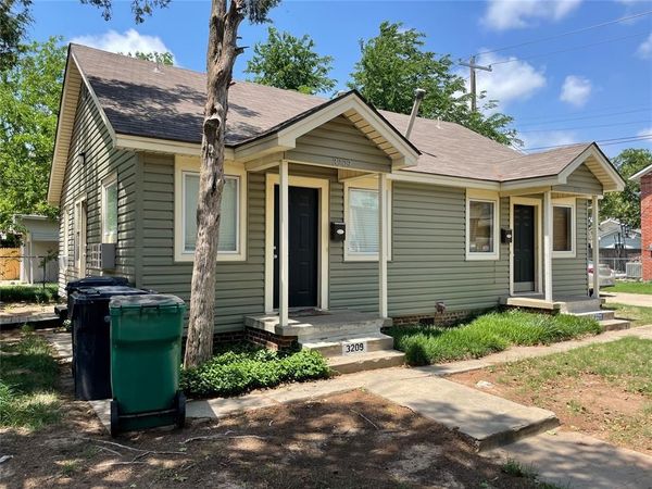 3211 N MILITARY Avenue, Oklahoma City, OK 73118