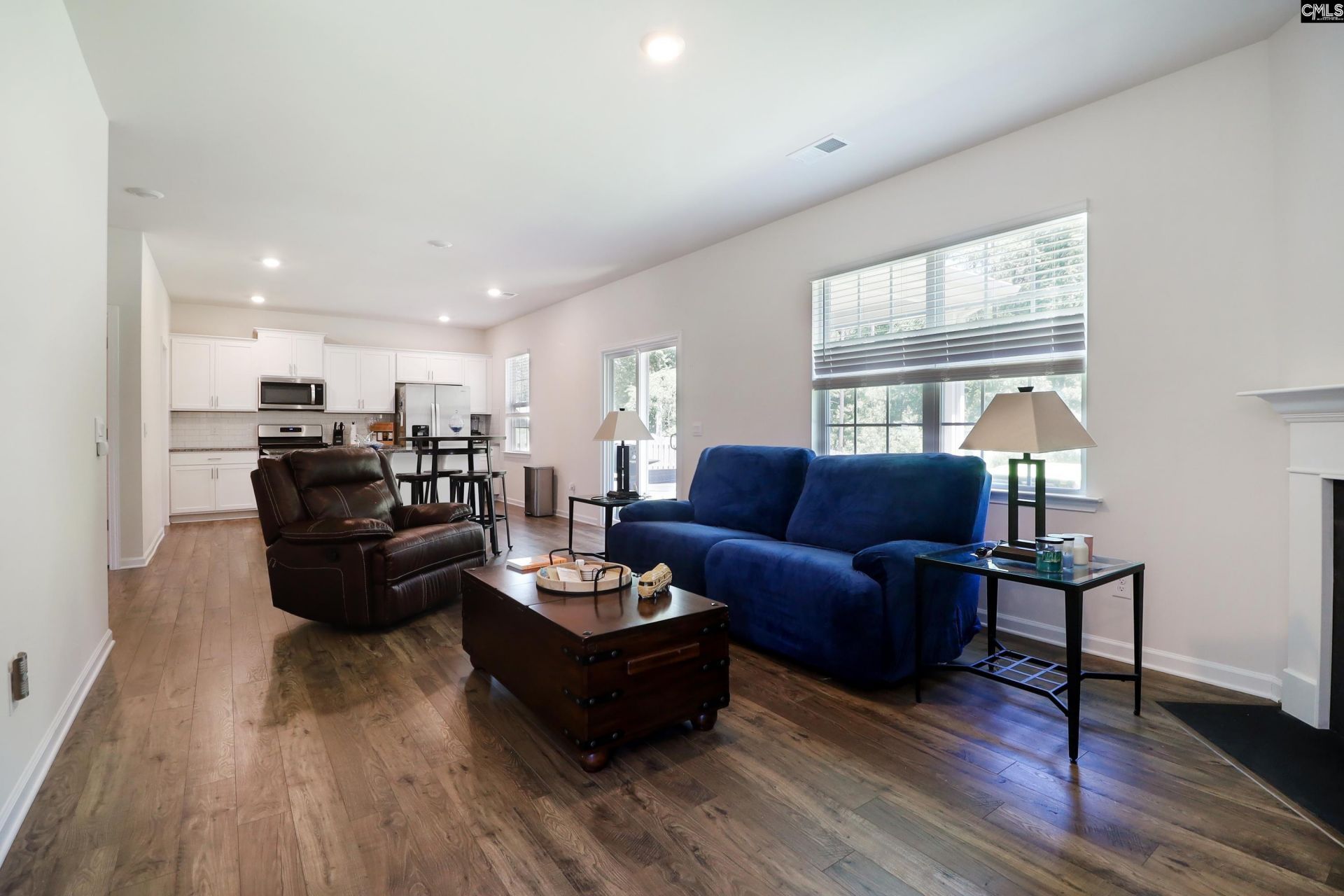 1213 Carnation Court  Photo 10