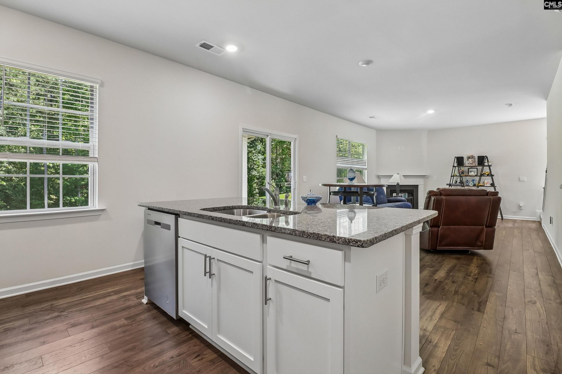 1213 Carnation Court  Photo 12
