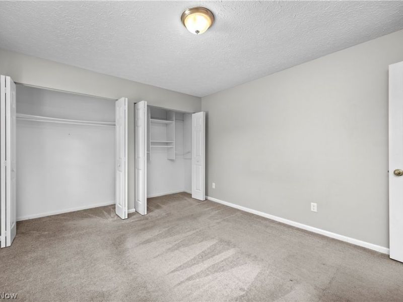 1731 Abbe Road S, Elyria, OH 44035 Photo 12